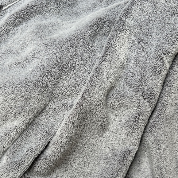 Cozy Star-Patterned Gray Robe - Picture 6 of 8